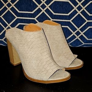 Express booties
